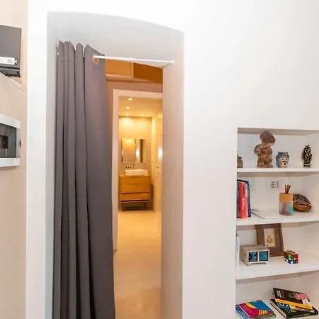 Porta Nuova Apartments! San Massimo Flat 2 * Torino